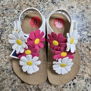 Maggie & Zoe Sandals